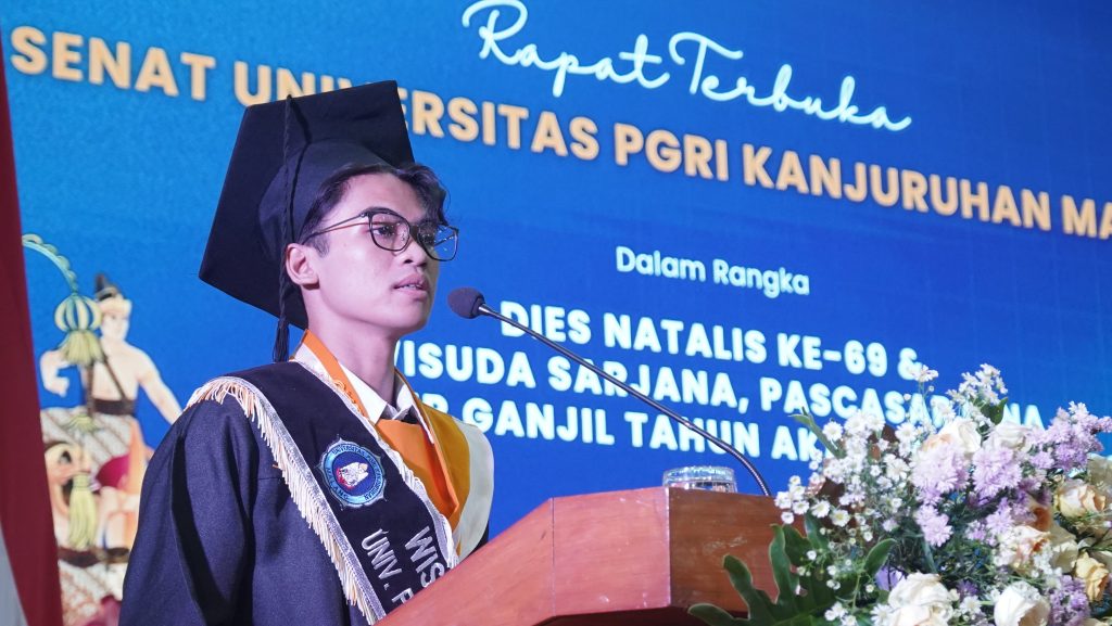 “The Darker the Night, the Brighter the Stars”: Penggalan Pidato Haru Wisudawan Terbaik FIP Unikama yang Menggetarkan Aula Wisuda Sarwakirti